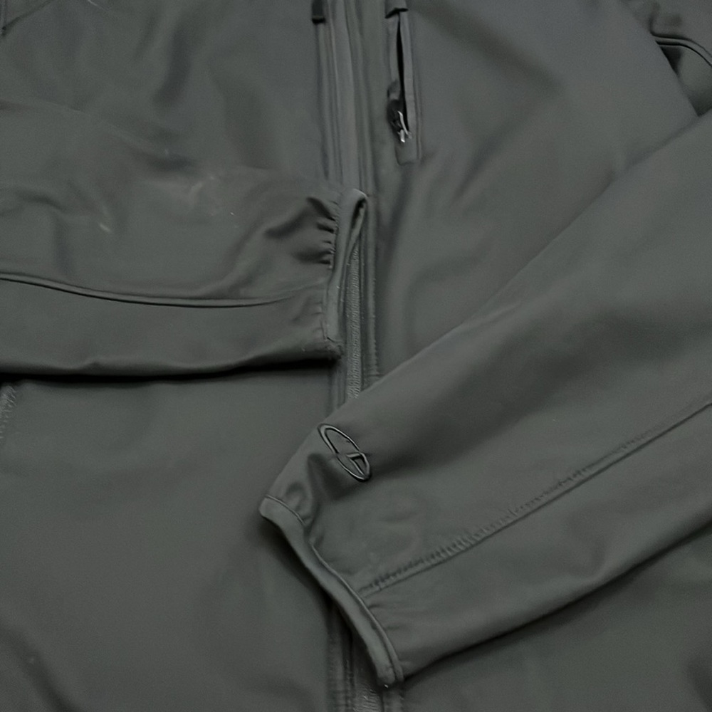 Light coat - - Picture 2 of 7